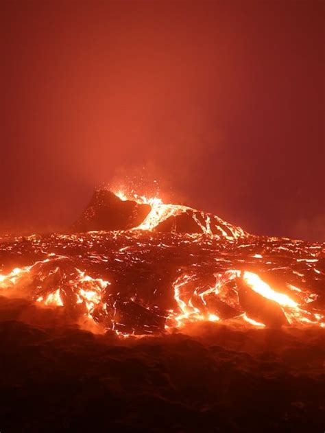 4 Catastrophic Volcanic Eruptions In History