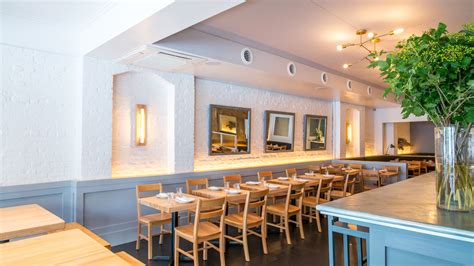 Prune Alums' Houseman Offers a Modern Neighborhood Restaurant for Western Tribeca - Eater NY
