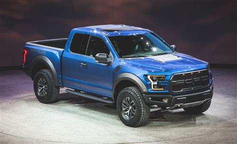 2017 Ford F 150 Raptor Photos And Info News Car And Driver