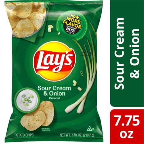 Lays Sour Cream And Onion Potato Chips 775 Oz Bakers