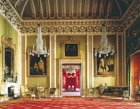 The majestic buckingham palace houses 775 rooms. Spencer Alley: Palatial Giltwood