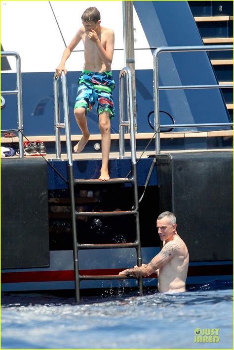 Daniel Day Lewis Shirtless Yacht Vacation In Italy Photo 2927600