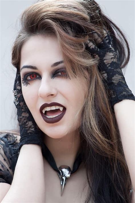 Der Vampir Vampire Girls Female Vampire Vampire Love