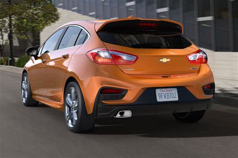 2017 Chevrolet Cruze Hatchback First Drive Review Automobile Magazine