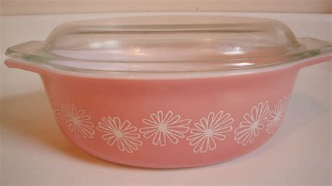 Vintage Pyrex Pink Daisy Casserole Dish With Lid By Craftysara With