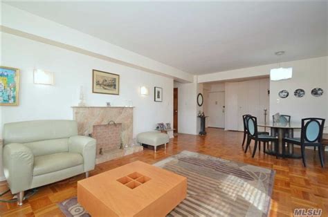 107 40 Queens Blvd Unit 4a Forest Hills Ny 11375 Mls 2892578 Redfin