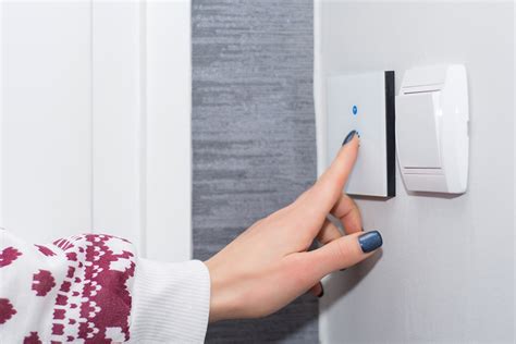 Turn Your Home Into A Smart Home With Wireless Smart Light Switches