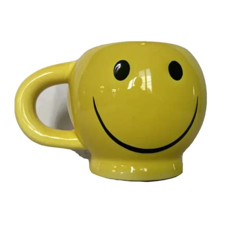 Vintage Retro Yellow Smiley Face Coffee Cup Mug Emoji Smile Ceramic Cup