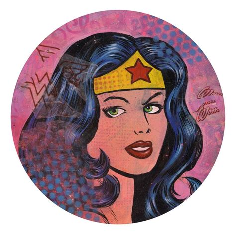 Wonder Woman Vintage Pose With Lasso Classic Round Sticker