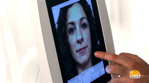 This Mirror Lets You Try On Makeup Virtually