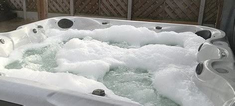 How To Handle Hot Tub Foam The Spa Warehouse Seattle