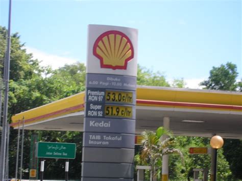 Harga petrol turun mulai 1 feb. Betulkah Petrol di Malaysia Lebih Murah Berbanding Negara ...