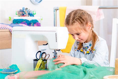 7 Best Sewing Machine For Kids In 2021 Sewing Machine Zone