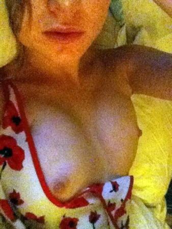 Nudes bri larson Brie Larson