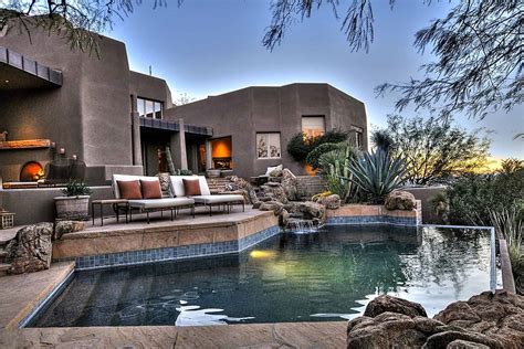 Arizona Desert Home Combina Waterscaping Xeriscaping E Desertscaping