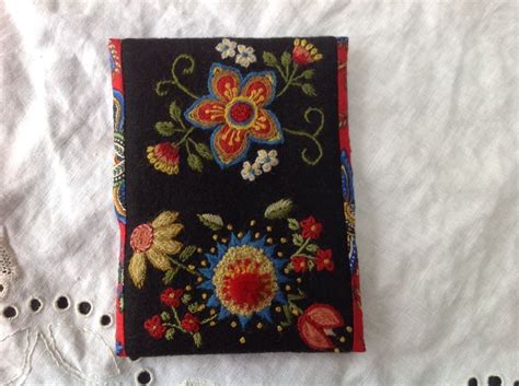 Inspired By Scandinavian Wool Embroidery I Made This Etui For Calling