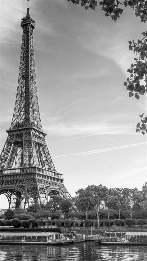 Eiffel Tower Paris Wallpaper Black And White