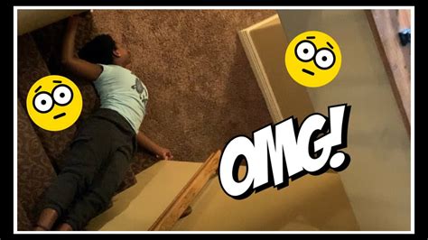 Falling Down The Stairs Prank Mom Freaks Out Youtube