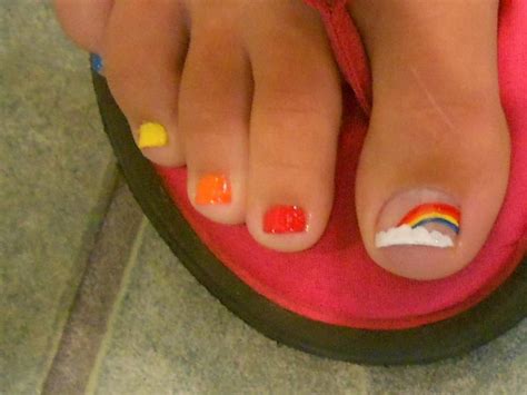 the 25 best rainbow toe nails ideas on pinterest bright toe nails summer toe designs and