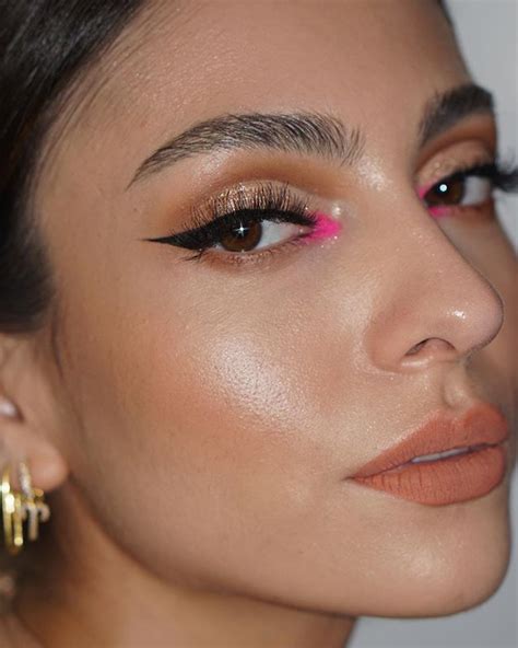 Anna Sarelly On Instagram Nude With A Pop Glam Makeup Cute