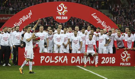 Prolific Lewandowski Leads Poland Into World Cup Finals The Garden Island