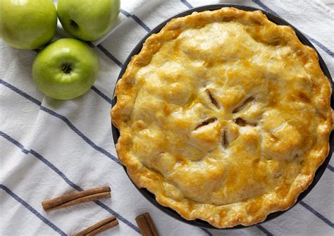 Glazed Apple Cream Pie Recipe From Smiths Smith Dairy