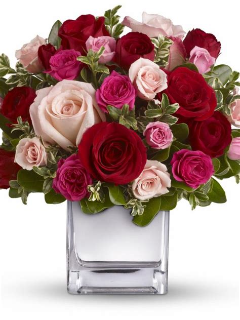 41 Arrangement Ideas For Roses Hgtv