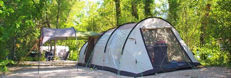Camping Le Glandasse Camping Caravaning Drome Kampeerplaatsen Tent