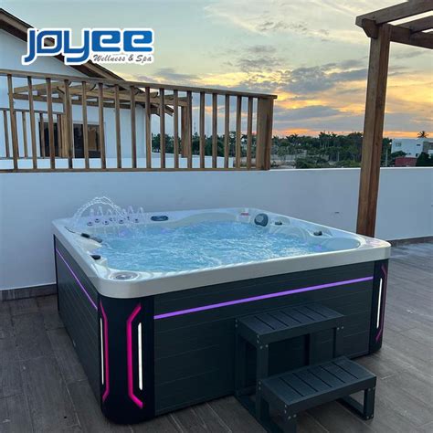 Joyee Persons Acrylic Pools Balboa Whirlpool SPA Outdoor Hot Tub China Whirlpool Bath Tubs