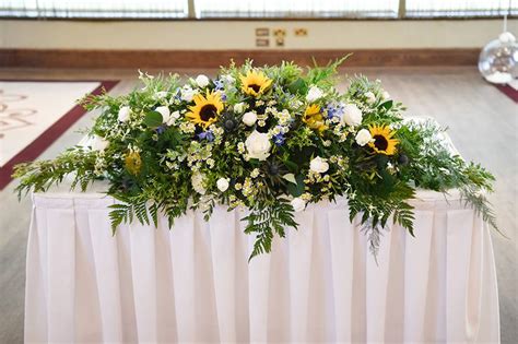 Sunflower Wedding Flowers in 2020 | Wedding flowers sunflowers, Church