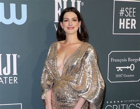 Anne Hathaway From Critics Choice Awards 2020 Best Dressed Stars E