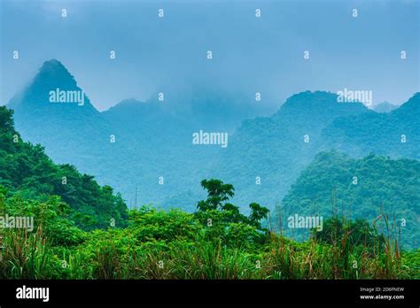 Fascinating Mountains Hi Res Stock Photography And Images Alamy