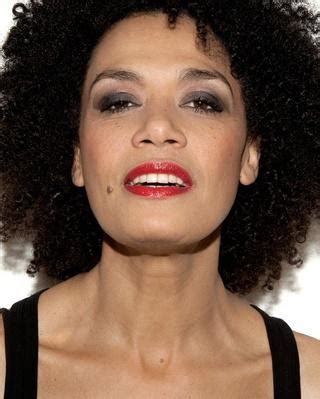 No reviews for toutes peines confondues. Yasmine Modestine - uniFrance Films