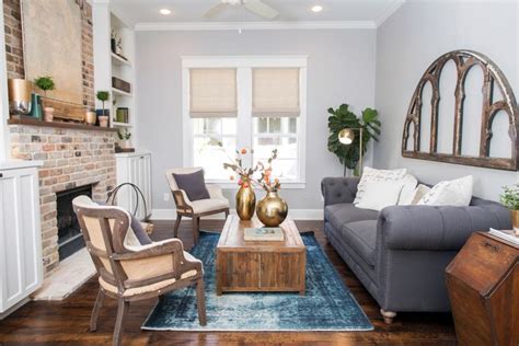 A round up post of the best living rooms by joanna gaines! Search Viewer | HGTV