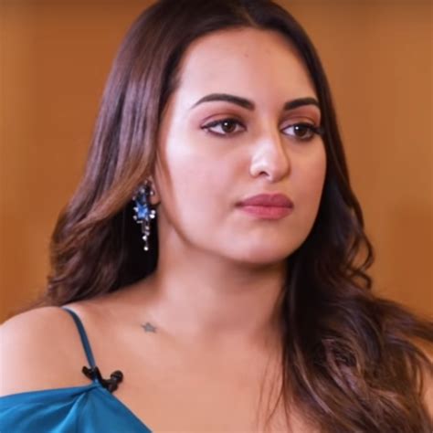 Exclusive Dabangg 3 S Sonakshi Sinha Reveals How Salman Khan Wanted Her To Treat Him With Her