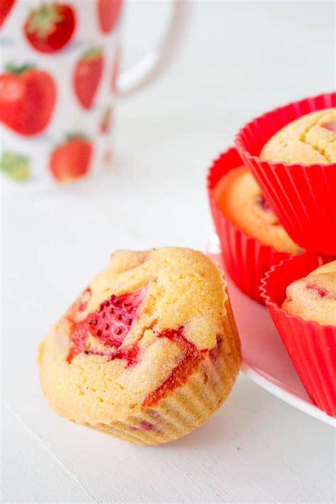 Tried this vegan cornbread recipe last night because my kid has an egg allergy. Strawberry Cornbread Muffins | Recipe | Vegan sweets ...