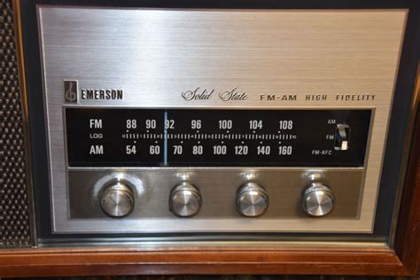 Emerson Radio Emerson Radio Vintage Finds Radio