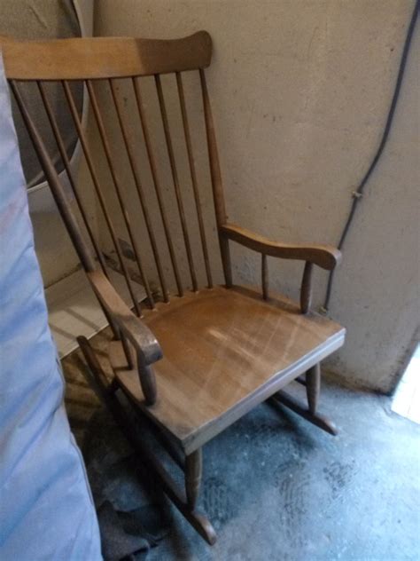 chaise ancienne a renover  Le specialiste du meuble ancien