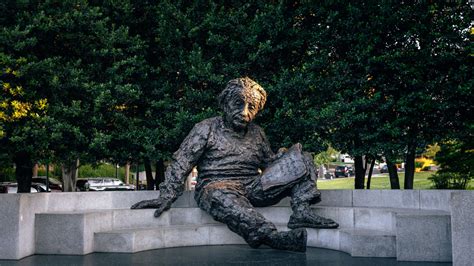 Albert Einstein Memorial Washington Dc Guide And Photos