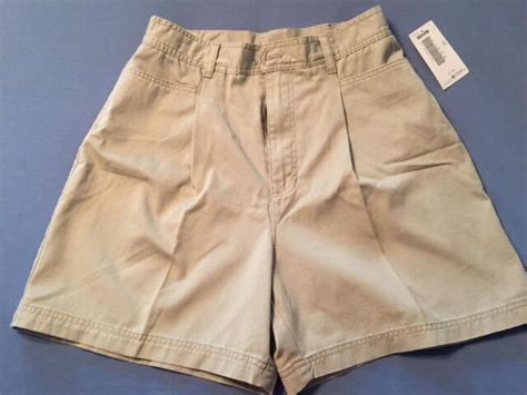 Classic Elements Khaki Side Elastic Waist Shorts~front Straight Pockets