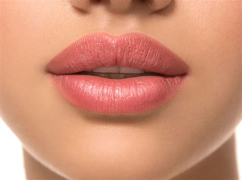 Makeup Tips For Bigger Lips Without Surgery Qubscribe