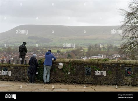 Remembering the fallen Banque de photographies et d’images à haute