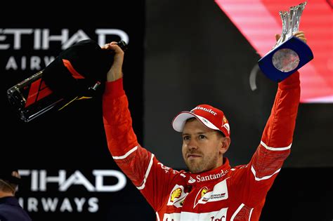 Translator, interpreter, cyclist, gym rat and palmeiras lover ‍. Formula 1: Appreciating Sebastian Vettel's greatness through 199 starts