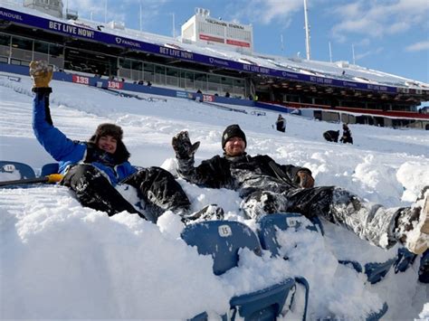 Bills Mafia Braves Snow Breaks Tables Before Wild Card Playoff Game