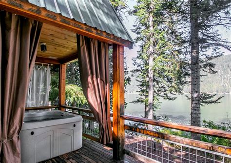 Romantic Cabin Rental Near Lake Wenatchee State Park Washington