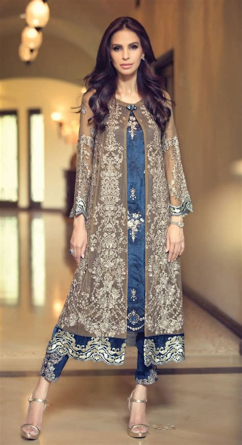 30 formal dress designer karachi