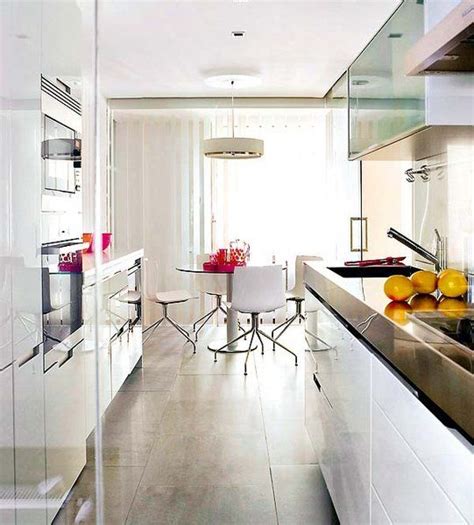 Ponemos a disposición de todo el mundo una plataforma para crear cocinas en 3d. Una cocina acristalada de 13,3 m² | Diseños de cocinas ...