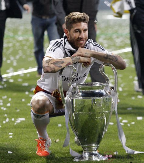 Sergio Ramos Celebrando La Décima Champions Del Real Madrid El Real