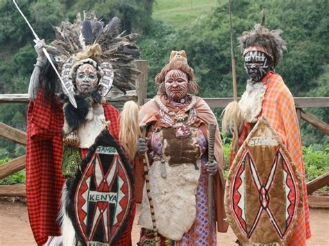 Kikuyu People The Kenyan Largest And A Warrior Tribe African Tribes Africa Tribe