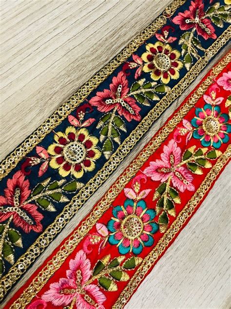Tessuto Di Seta Trim Multi Color Ricamato Sari Border Silk Etsy Indian Fabric Sari Fabric